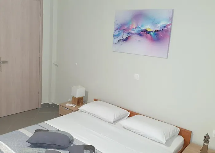 Ek9 * Eretria (Evia)